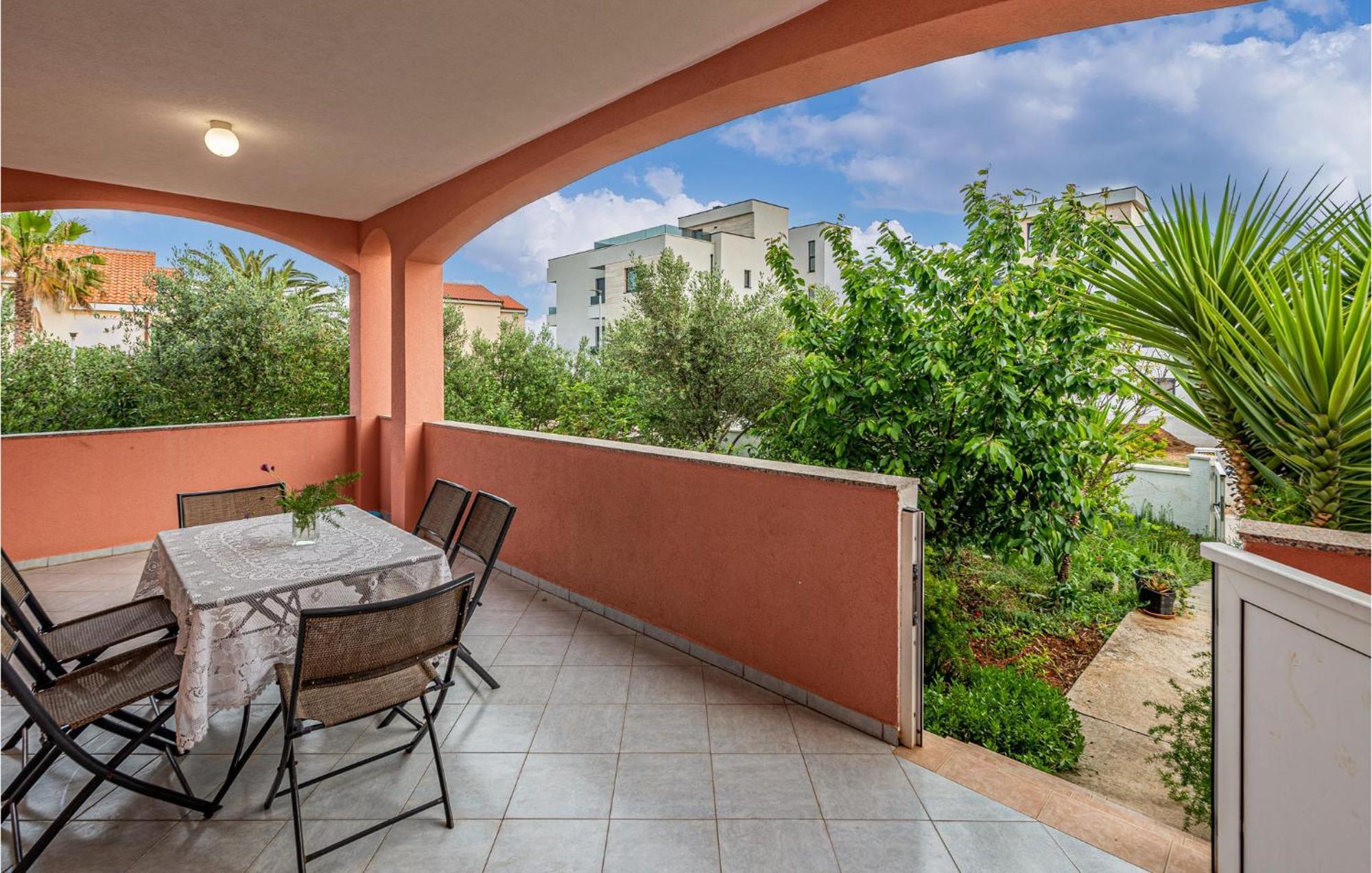Cozy Apartment In Vir With Kitchen Dış mekan fotoğraf